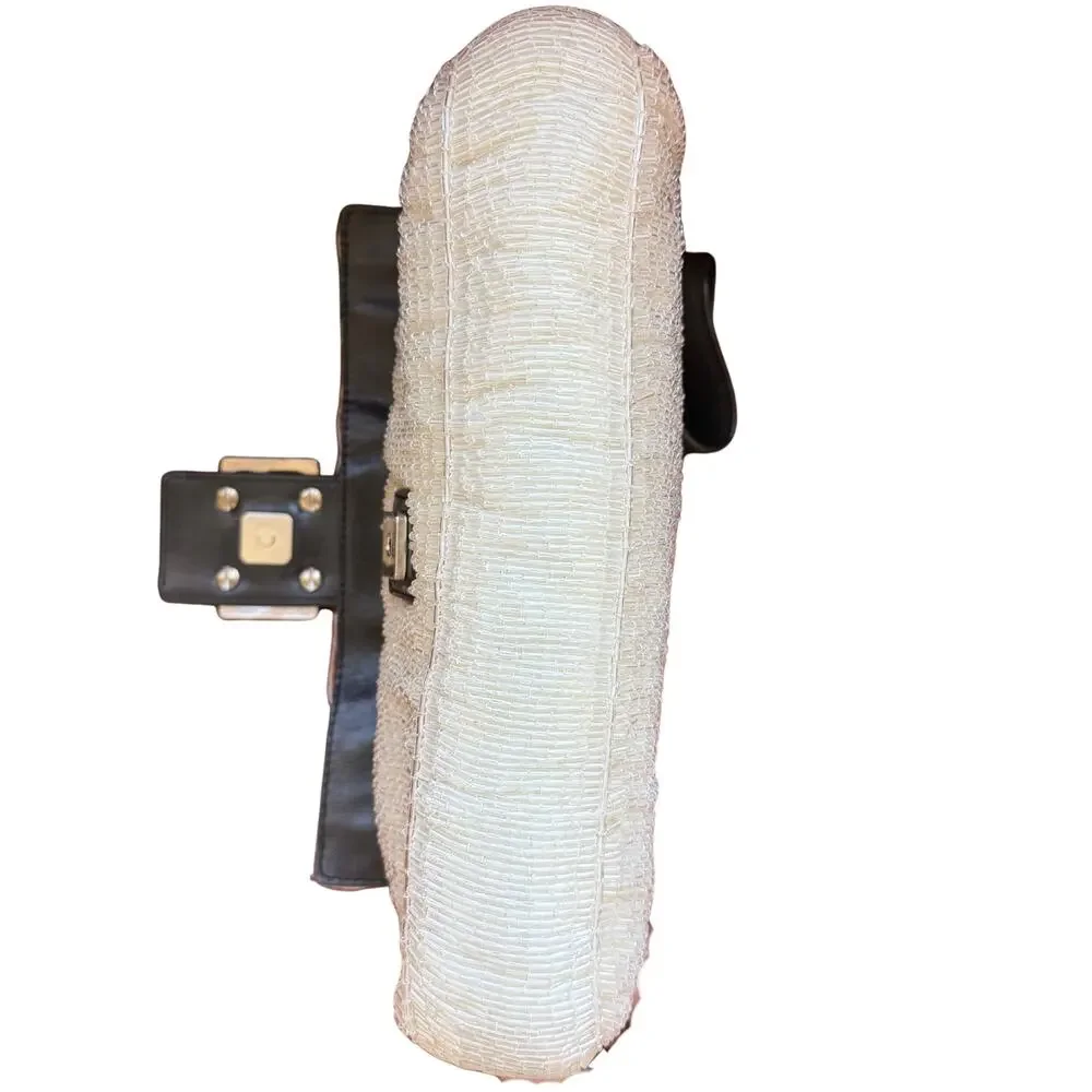 Vintage White Beaded Fendi Baguette Bag - Picture 3 of 13